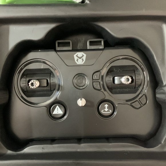 Sky Viper 01602 Pro Series Toy Drone for Video Streaming. - Picture 10 of 17